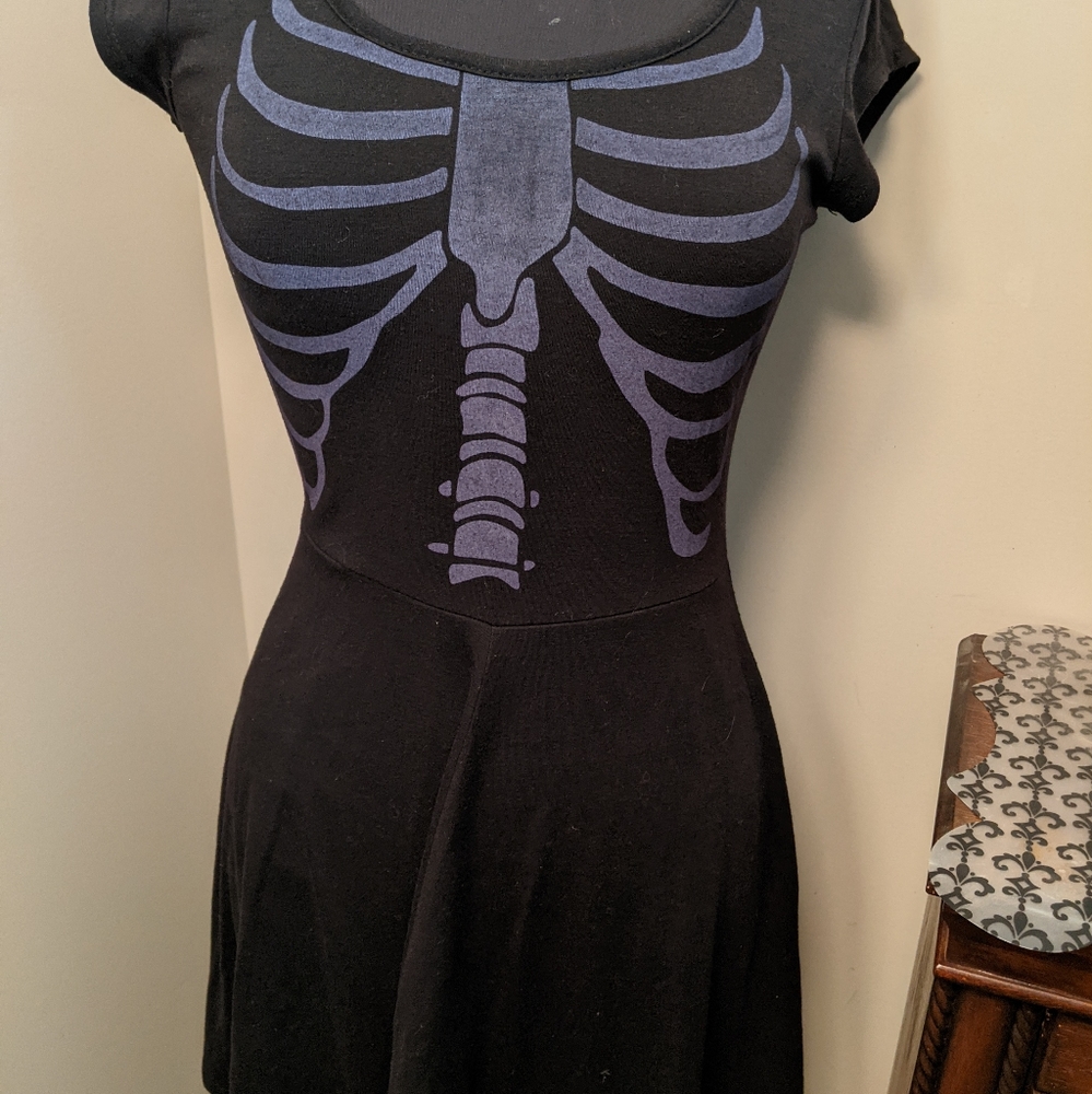 Halloween skeleton skater dress size m
